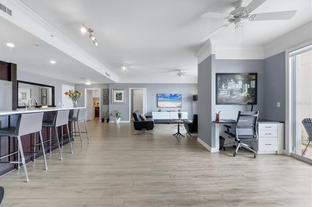 For Sale: $799,000 (2 beds, 2 baths, 1400 Square Feet)