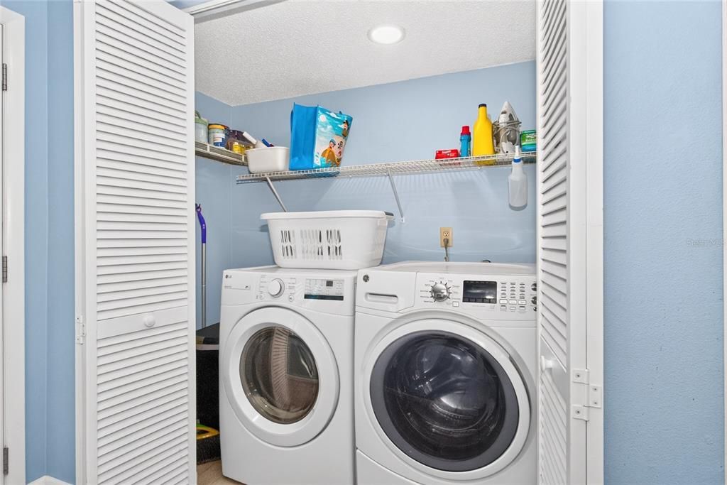 For Rent: $5,000 (2 beds, 2 baths, 1225 Square Feet)