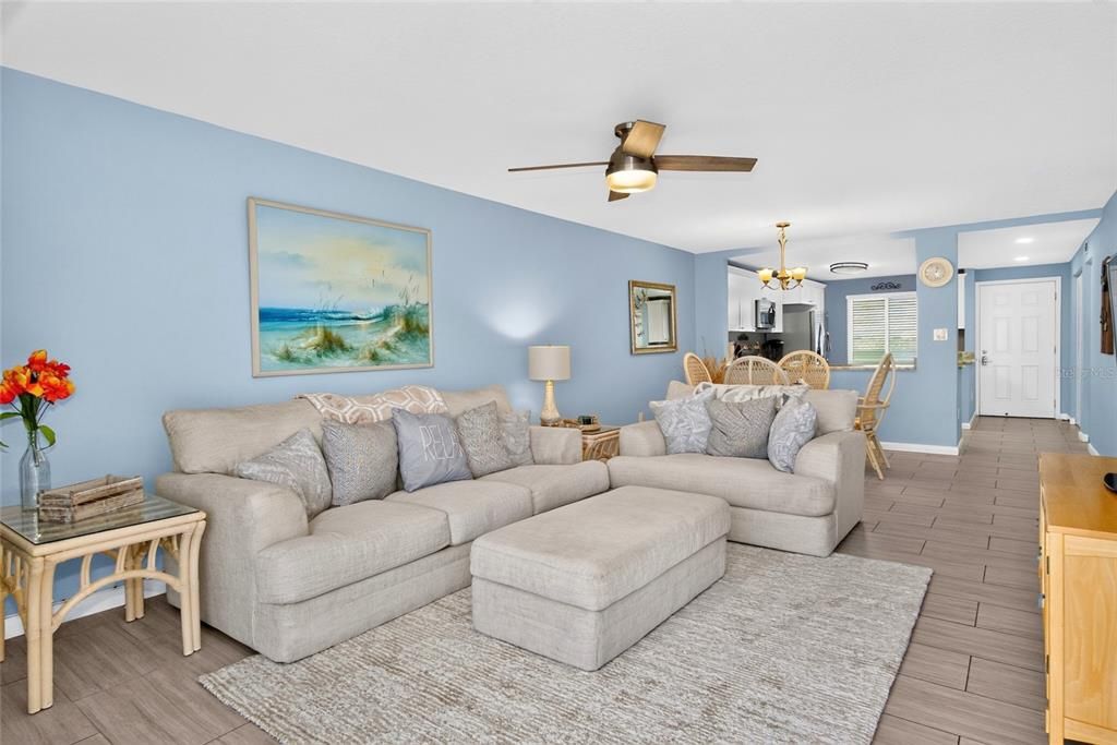 For Rent: $5,000 (2 beds, 2 baths, 1225 Square Feet)