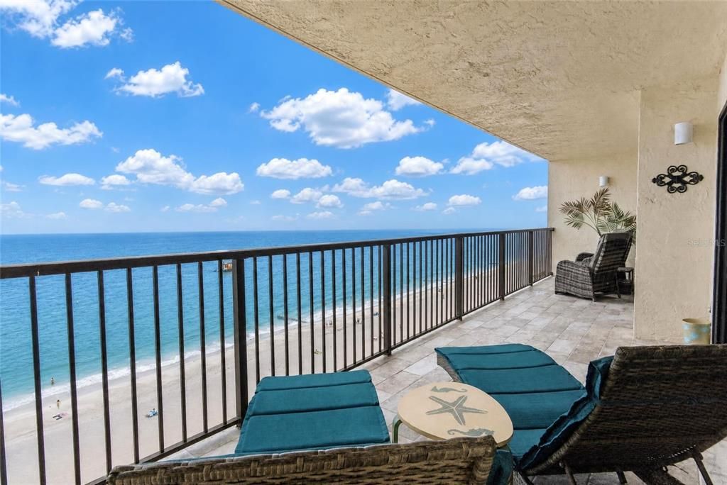 For Rent: $5,000 (2 beds, 2 baths, 1225 Square Feet)