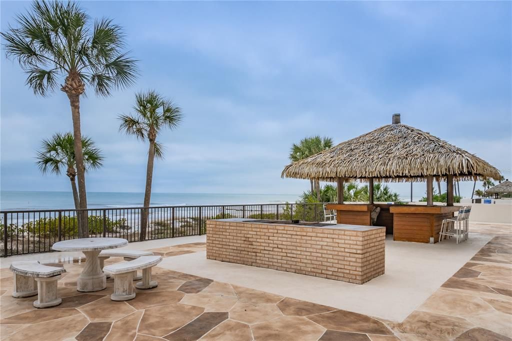 For Rent: $5,000 (2 beds, 2 baths, 1225 Square Feet)