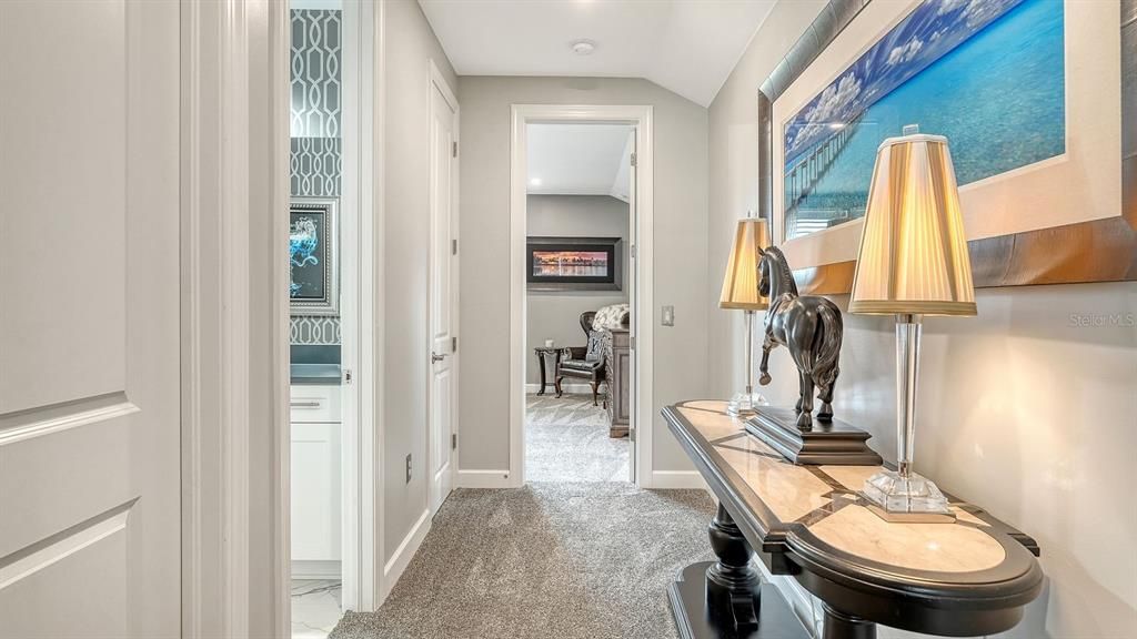 En Venta: $2,290,000 (5 camas, 4 baños, 4453 Pies cuadrados)