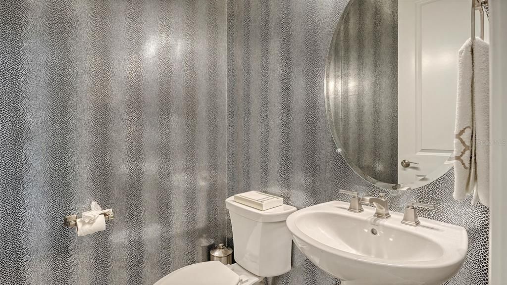 En Venta: $2,290,000 (5 camas, 4 baños, 4453 Pies cuadrados)
