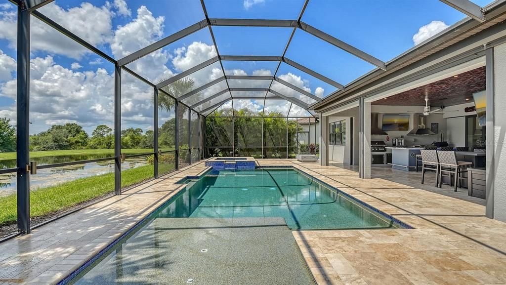 En Venta: $2,290,000 (5 camas, 4 baños, 4453 Pies cuadrados)