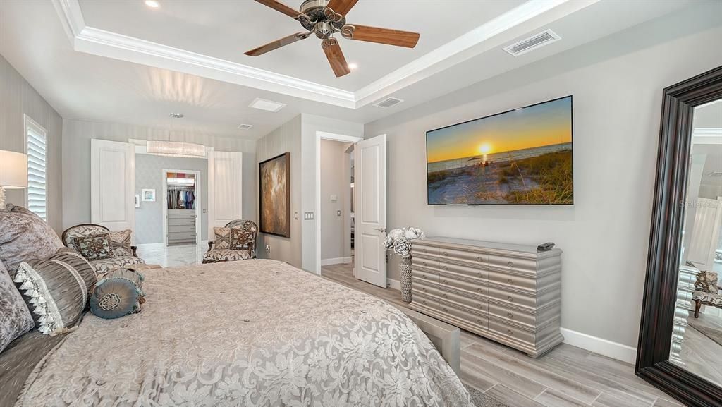 En Venta: $2,290,000 (5 camas, 4 baños, 4453 Pies cuadrados)