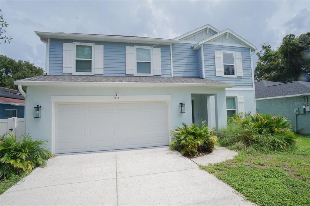 For Rent: $4,000 (4 beds, 2 baths, 2232 Square Feet)