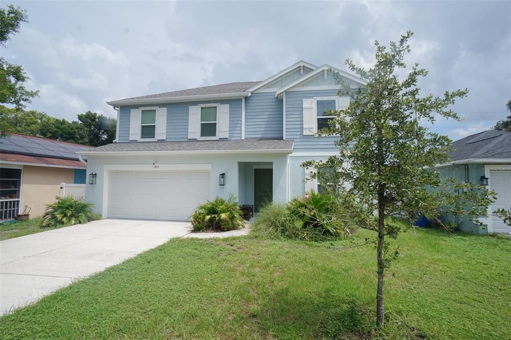For Rent: $4,000 (4 beds, 2 baths, 2232 Square Feet)