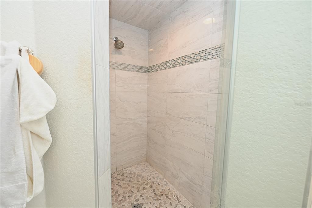 В аренду: $2,460 (3 спален, 2 ванн, 1868 Квадратных фут)
