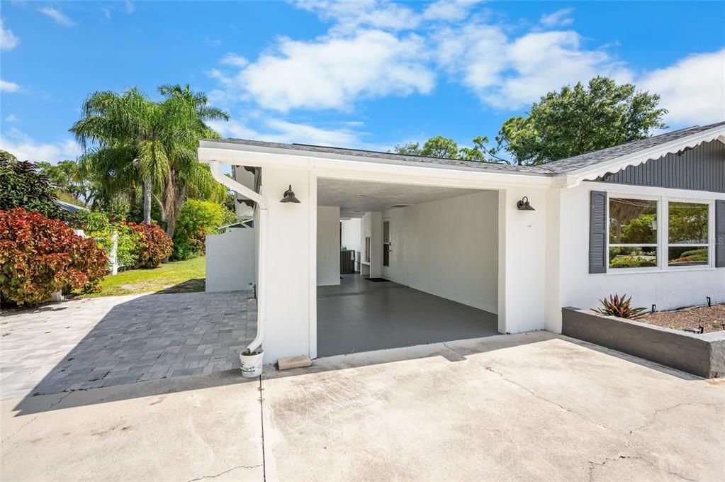 For Sale: $675,000 (4 beds, 4 baths, 1916 Square Feet)