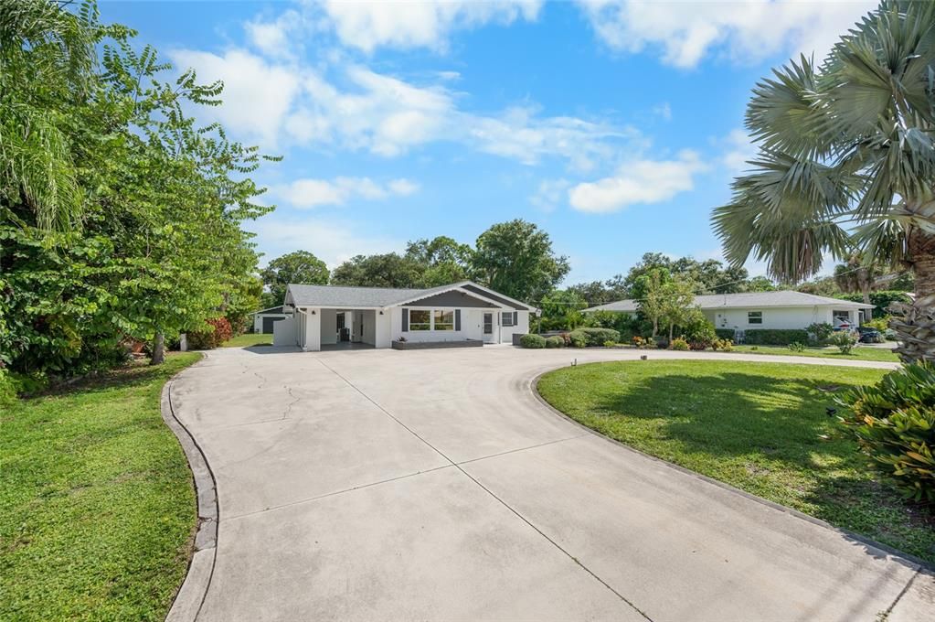 For Sale: $675,000 (4 beds, 4 baths, 1916 Square Feet)