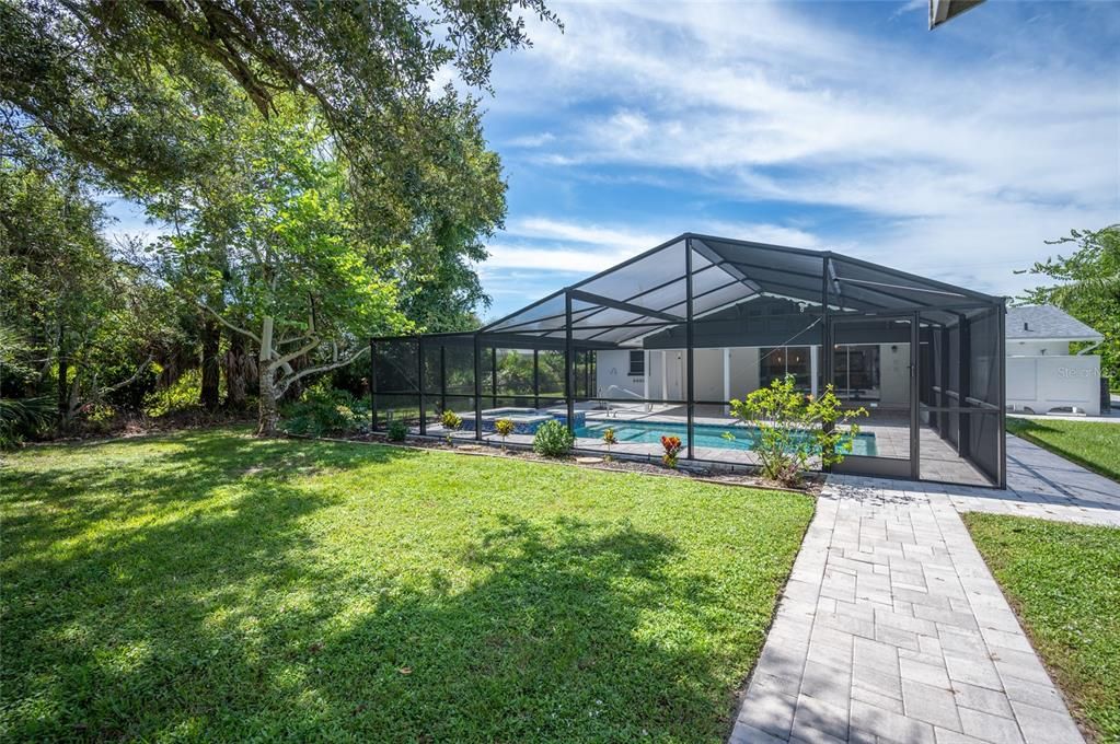 For Sale: $675,000 (4 beds, 4 baths, 1916 Square Feet)