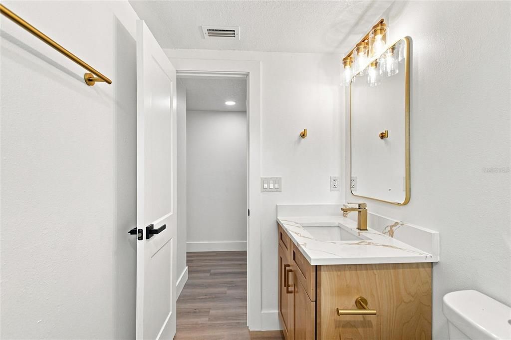 For Sale: $375,000 (3 beds, 2 baths, 1176 Square Feet)