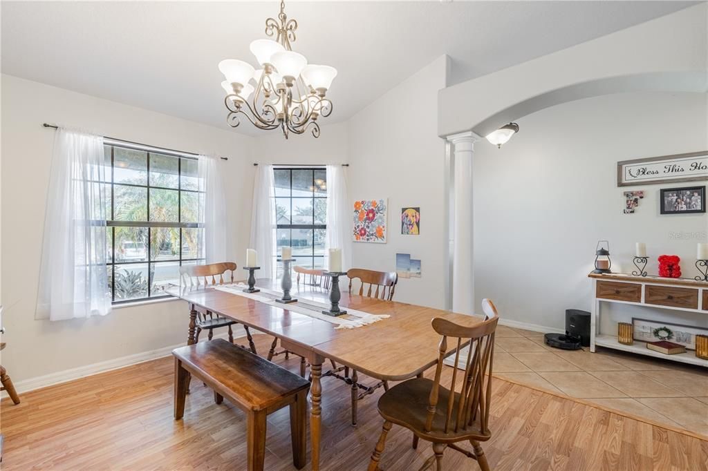 For Sale: $369,000 (5 beds, 3 baths, 2545 Square Feet)