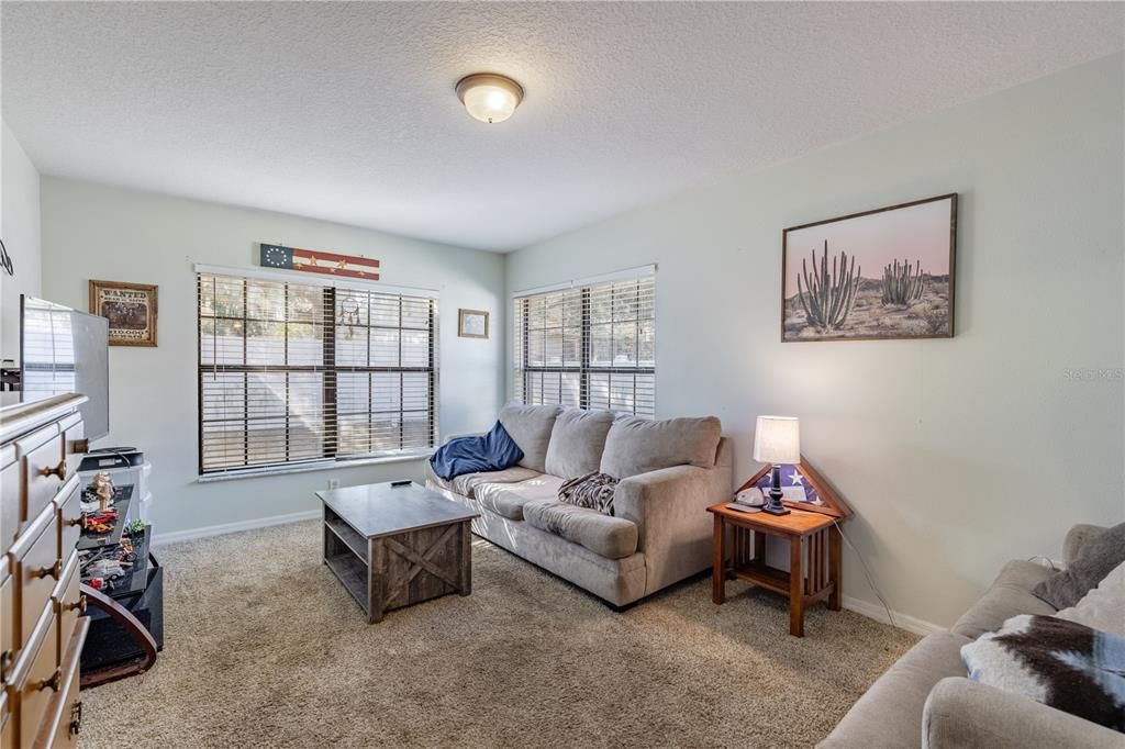 For Sale: $369,000 (5 beds, 3 baths, 2545 Square Feet)