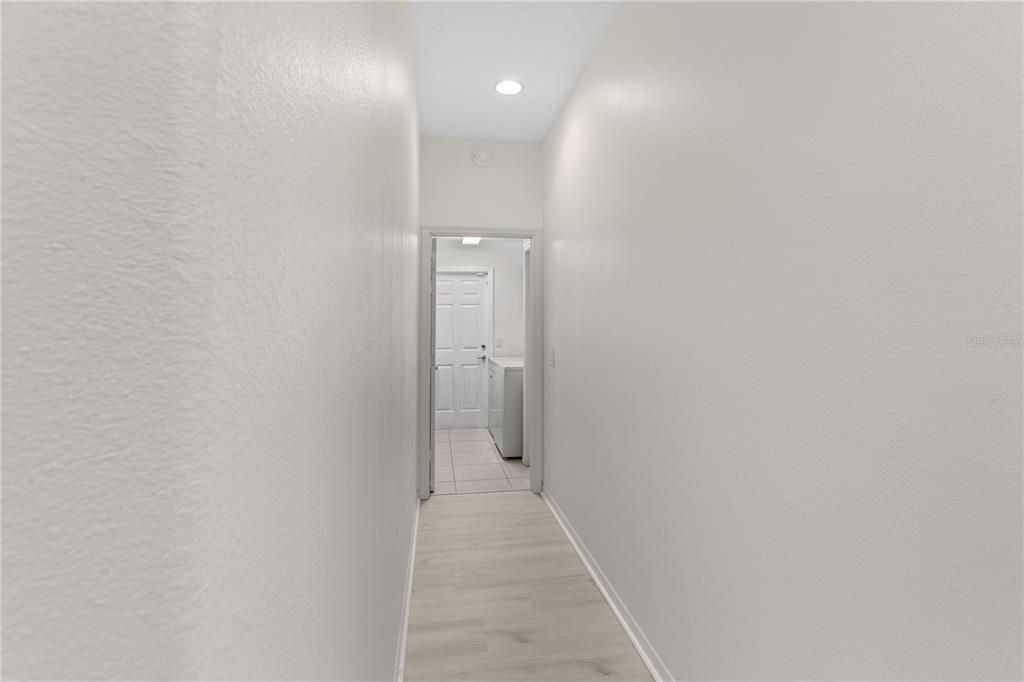 En Venta: $550,000 (3 camas, 3 baños, 3037 Pies cuadrados)