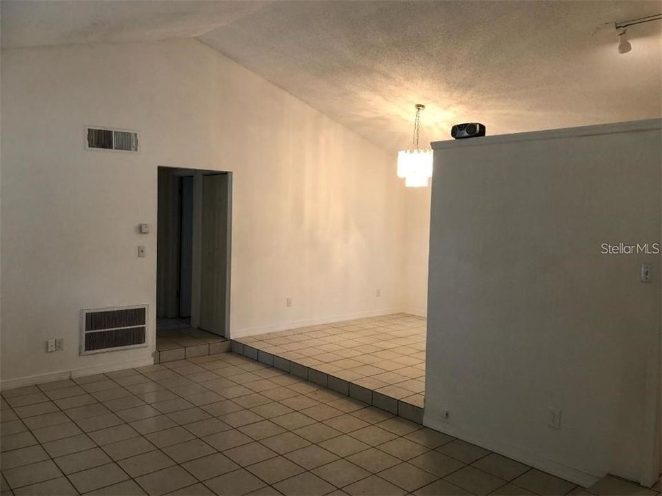 На продажу: $309,000 (3 спален, 2 ванн, 1260 Квадратных фут)