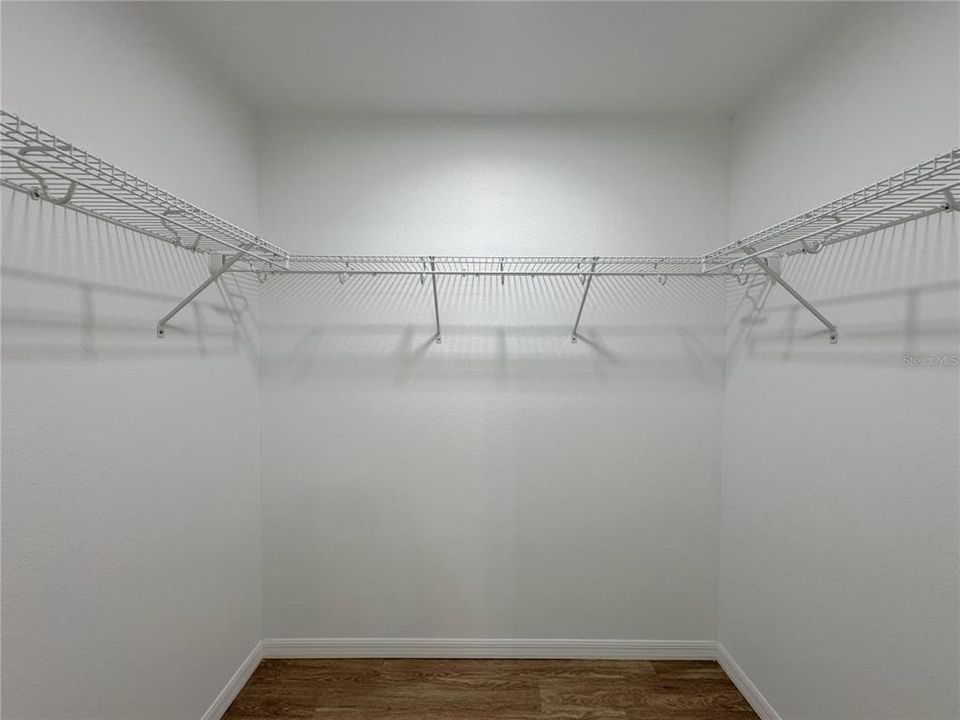 For Sale: $259,900 (3 beds, 2 baths, 1140 Square Feet)