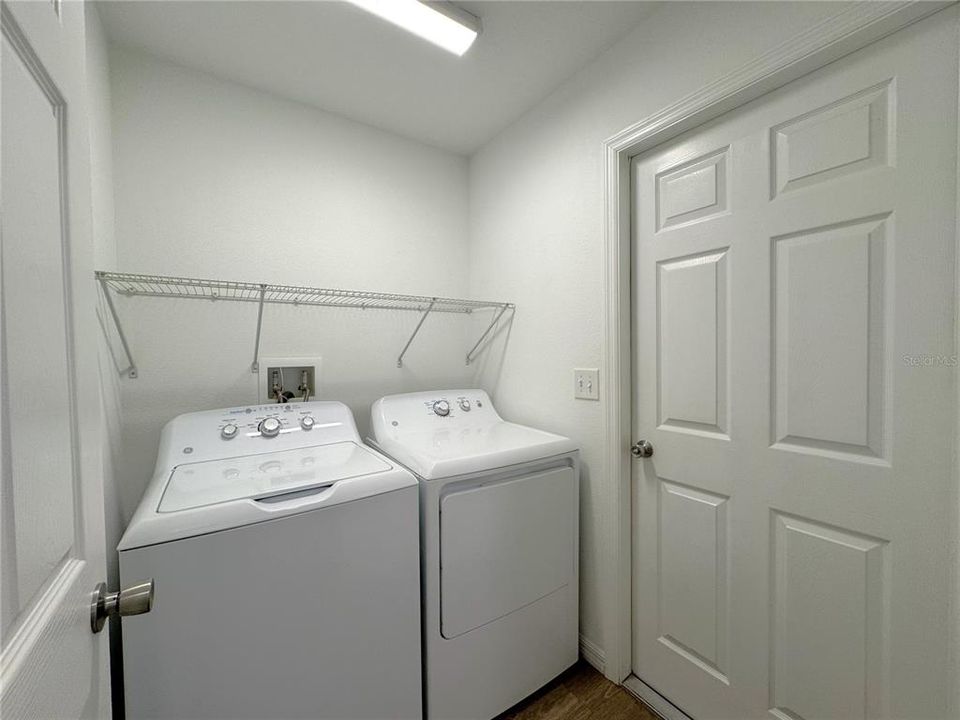 For Sale: $259,900 (3 beds, 2 baths, 1140 Square Feet)
