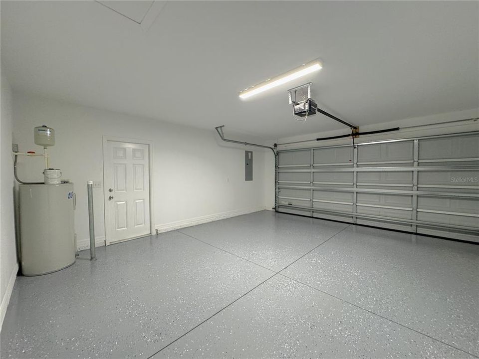 For Sale: $259,900 (3 beds, 2 baths, 1140 Square Feet)