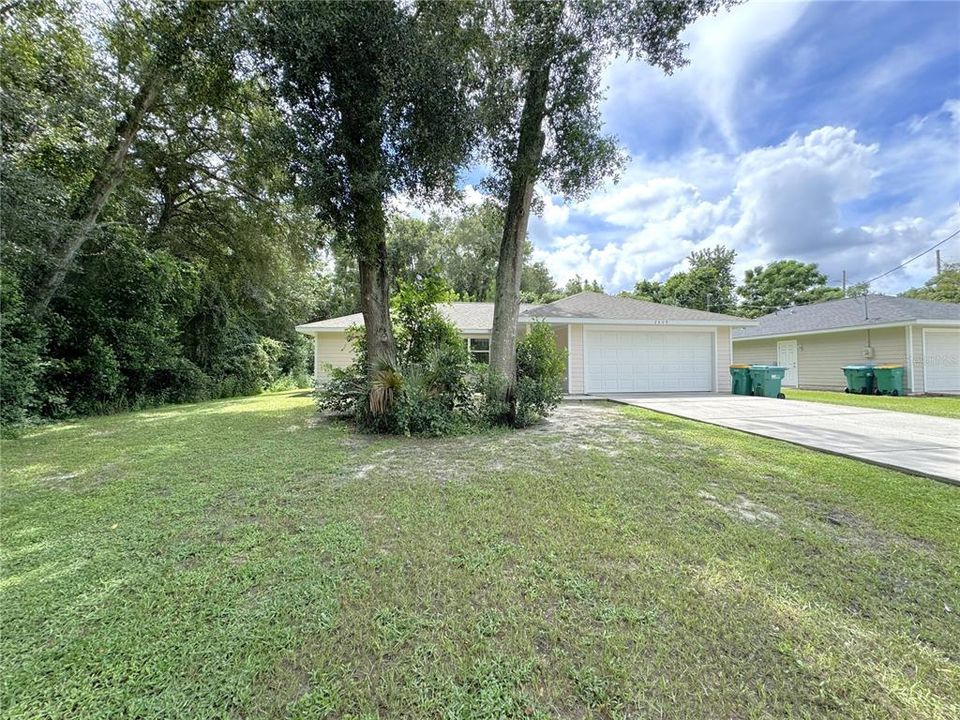 For Sale: $259,900 (3 beds, 2 baths, 1140 Square Feet)