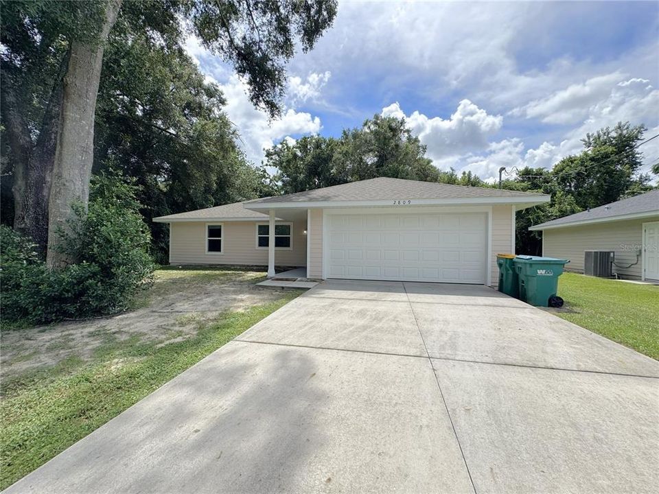 For Sale: $259,900 (3 beds, 2 baths, 1140 Square Feet)