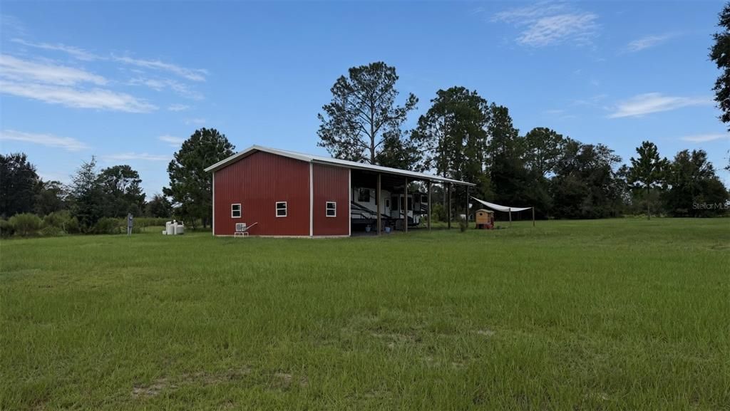 待售: $429,990 (4.10 acres)