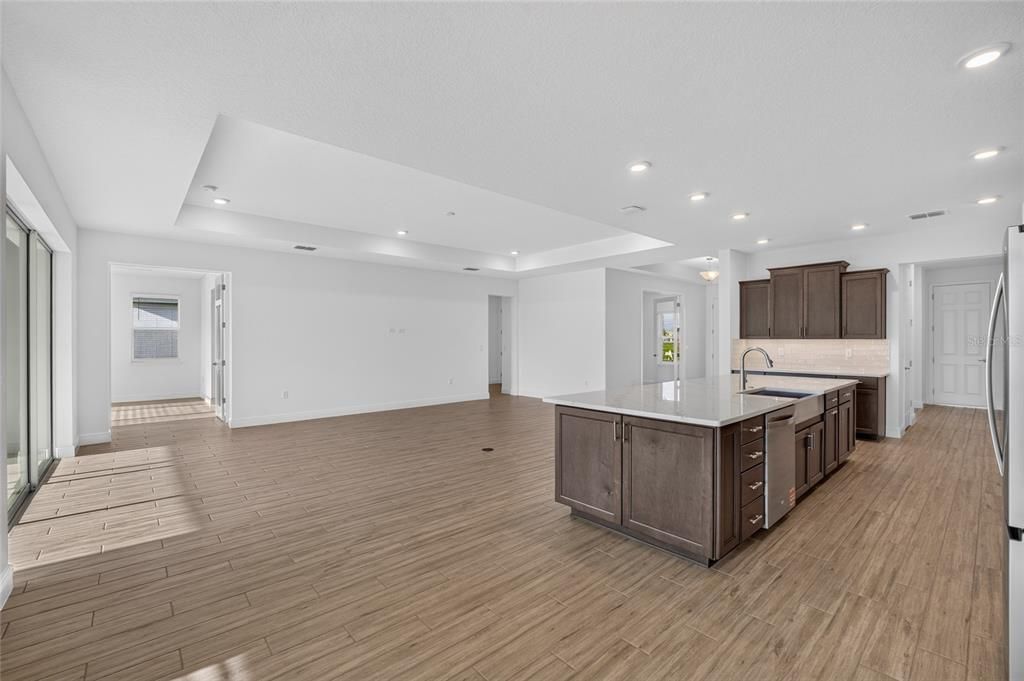 For Sale: $611,230 (3 beds, 3 baths, 2907 Square Feet)
