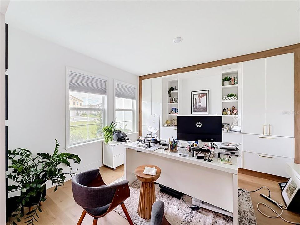 En Venta: $470,000 (4 camas, 2 baños, 2583 Pies cuadrados)