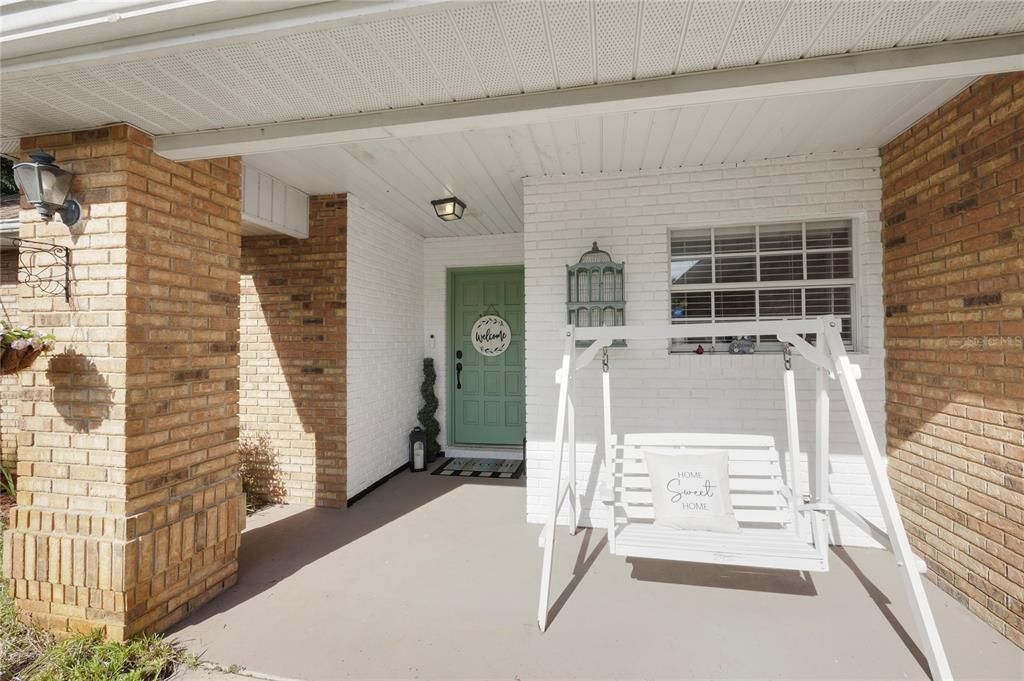 En Venta: $395,000 (4 camas, 2 baños, 1922 Pies cuadrados)