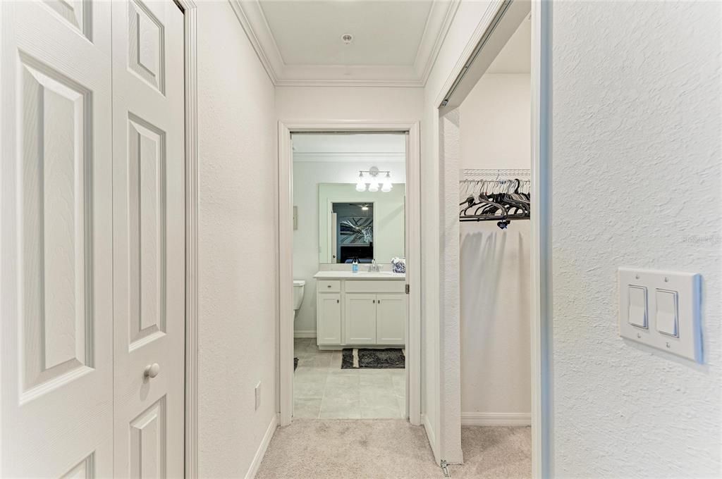 For Rent: $2,500 (2 beds, 2 baths, 1142 Square Feet)