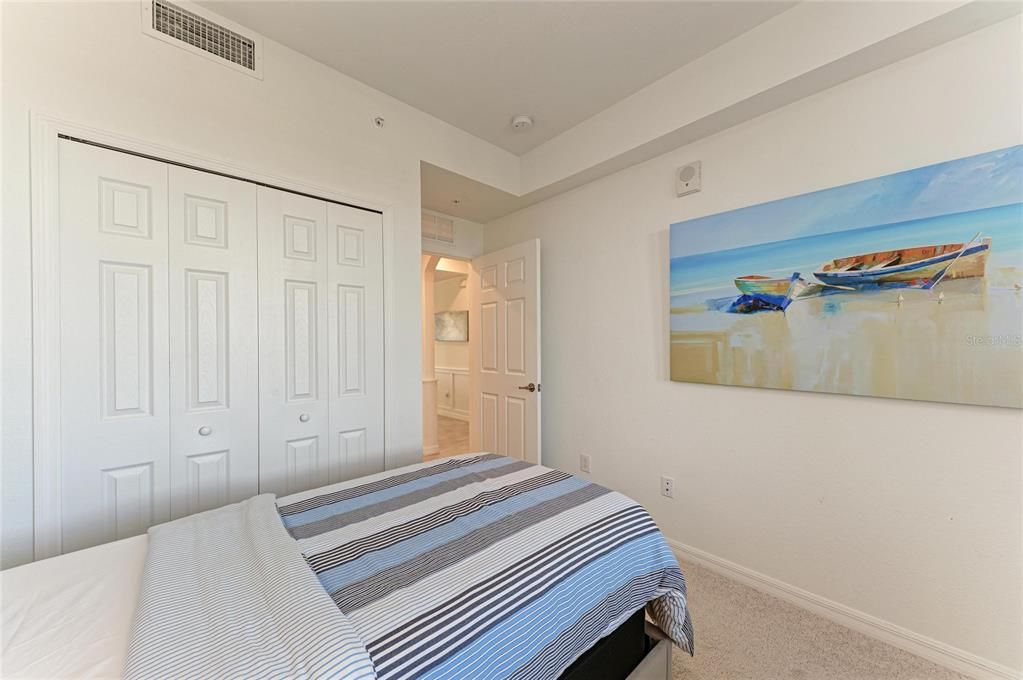 For Rent: $2,500 (2 beds, 2 baths, 1142 Square Feet)