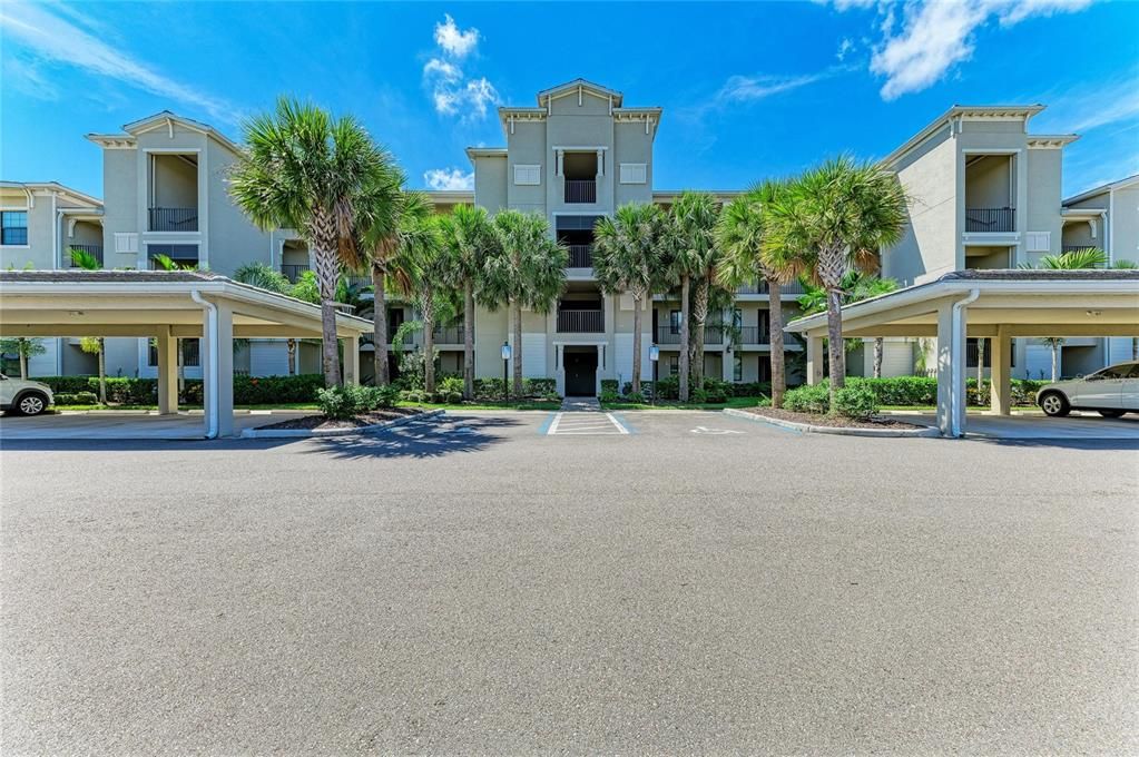 For Rent: $2,500 (2 beds, 2 baths, 1142 Square Feet)