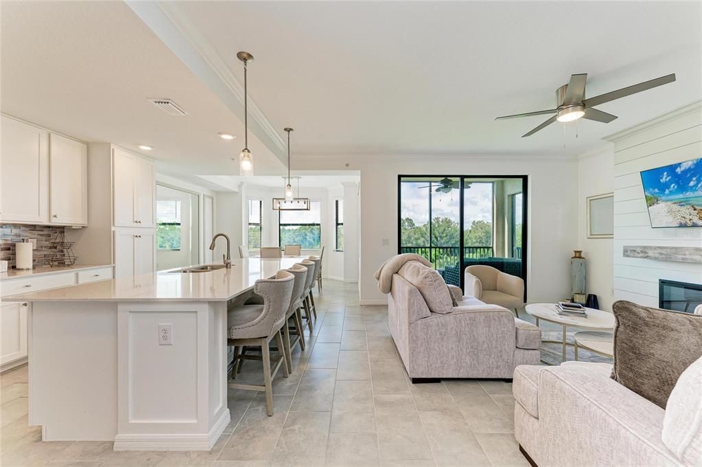 For Rent: $2,500 (2 beds, 2 baths, 1142 Square Feet)