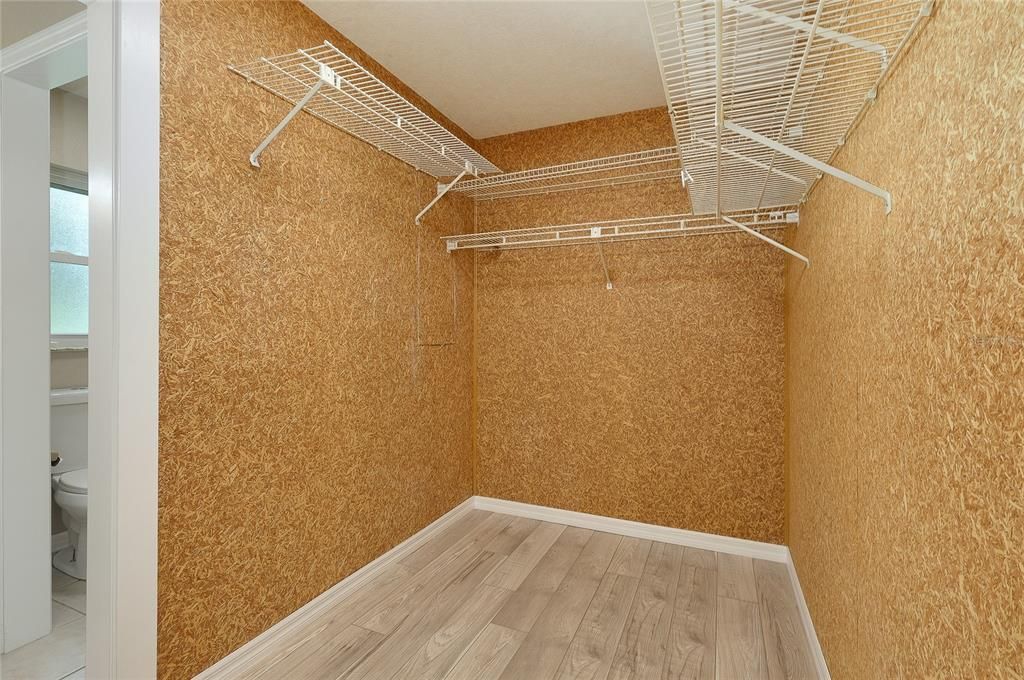 На продажу: $357,000 (2 спален, 2 ванн, 1446 Квадратных фут)