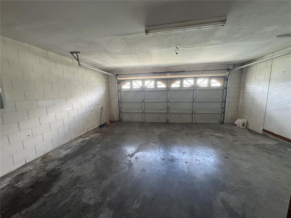 En Venta: $330,000 (4 camas, 3 baños, 1819 Pies cuadrados)