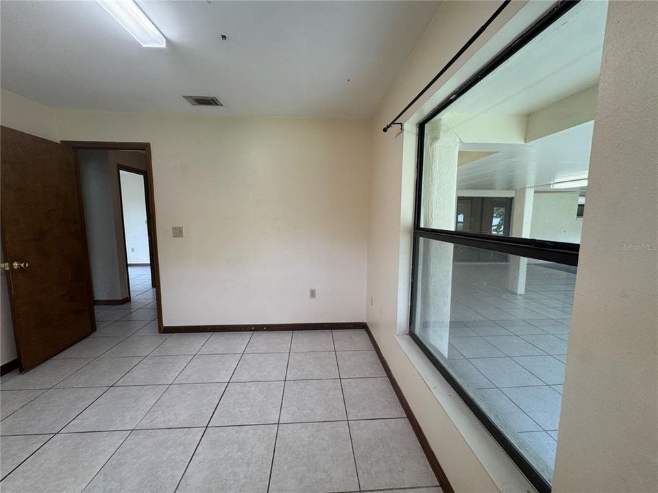 En Venta: $330,000 (4 camas, 3 baños, 1819 Pies cuadrados)