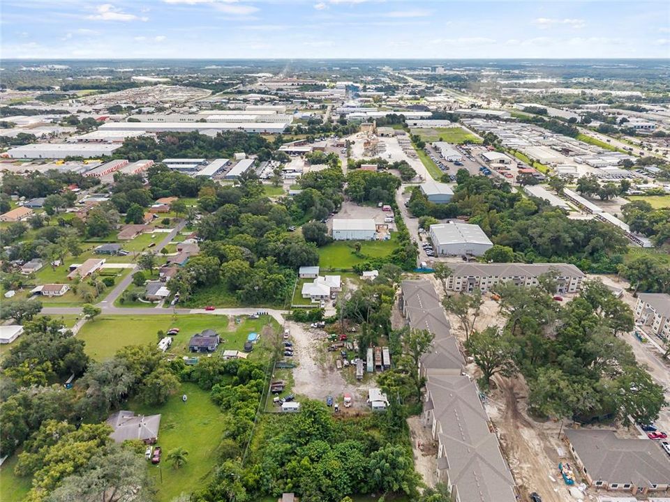 En Venta: $415,000 (0.71 acres)