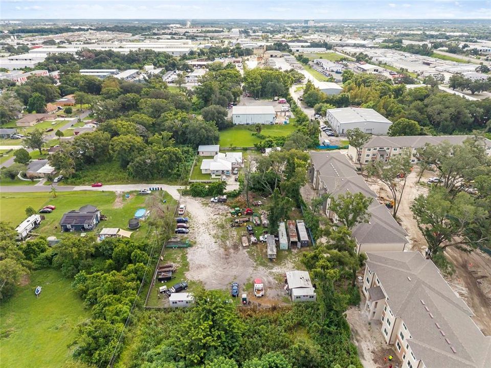 En Venta: $415,000 (0.71 acres)