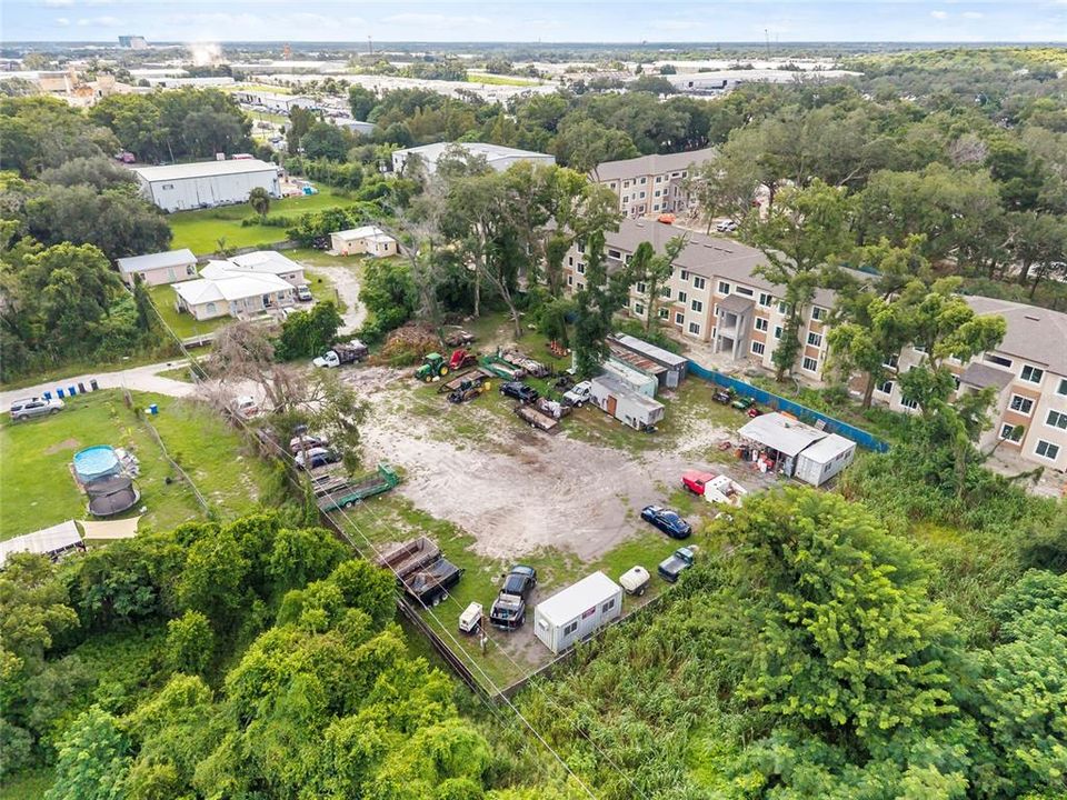 En Venta: $415,000 (0.71 acres)