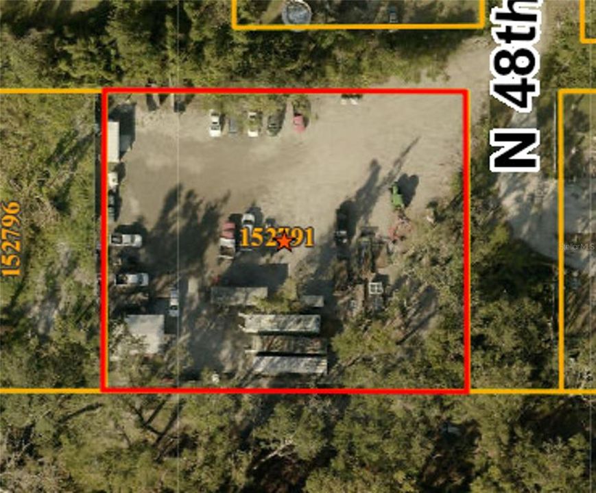 En Venta: $415,000 (0.71 acres)