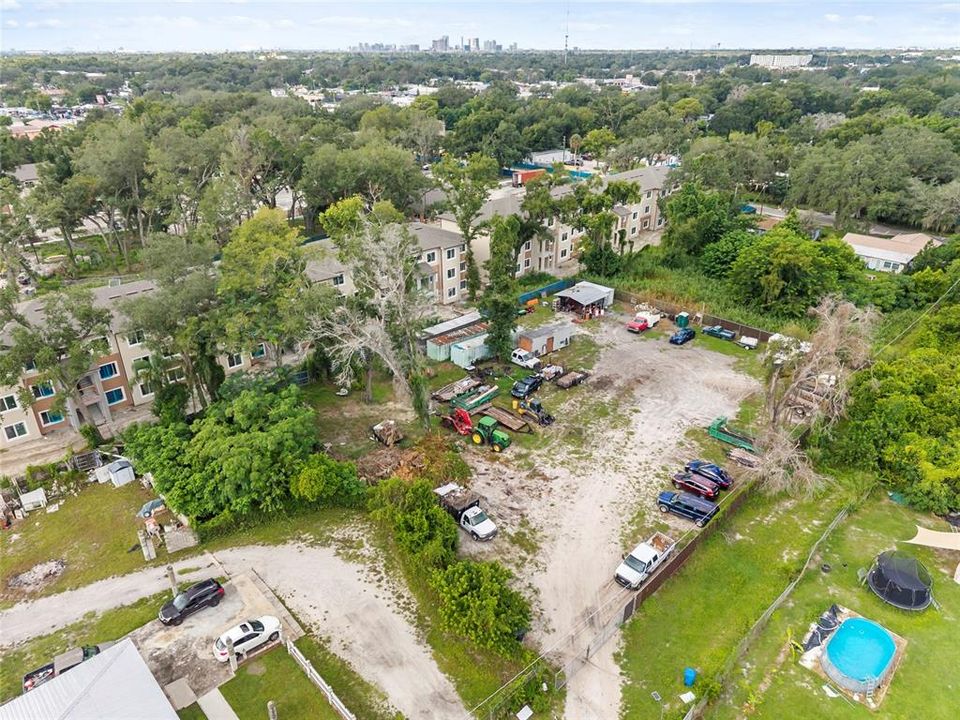 En Venta: $415,000 (0.71 acres)