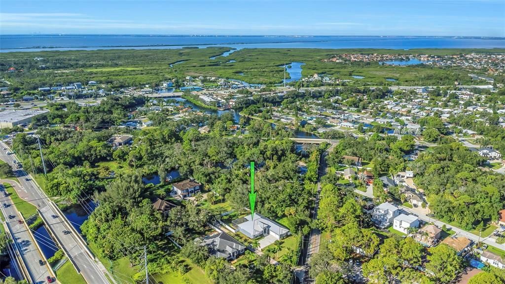 En Venta: $949,000 (4 camas, 3 baños, 3010 Pies cuadrados)