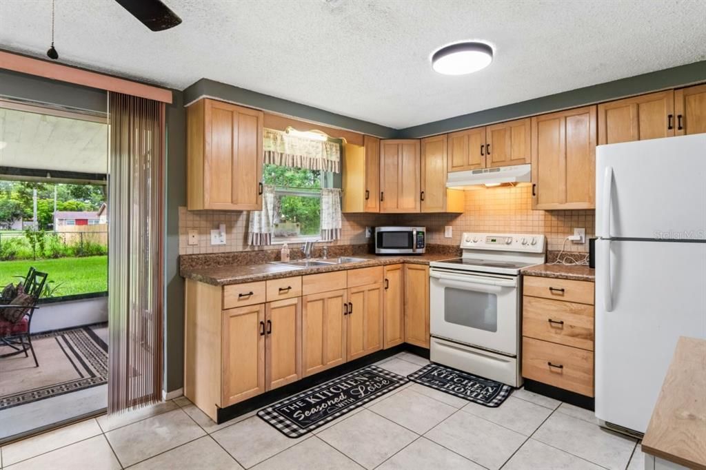 En Venta: $185,000 (2 camas, 1 baños, 798 Pies cuadrados)