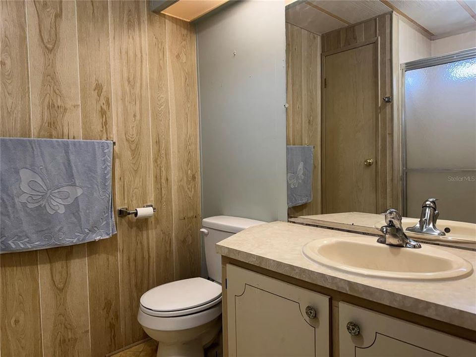 For Sale: $125,000 (2 beds, 2 baths, 1288 Square Feet)