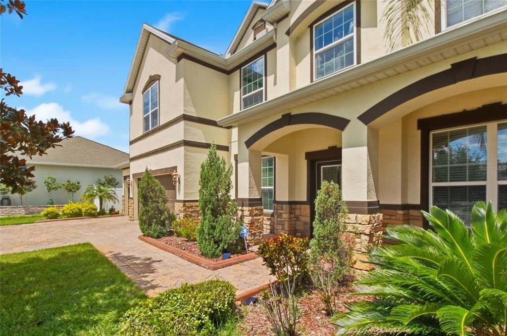 На продажу: $1,125,000 (6 спален, 5 ванн, 4918 Квадратных фут)