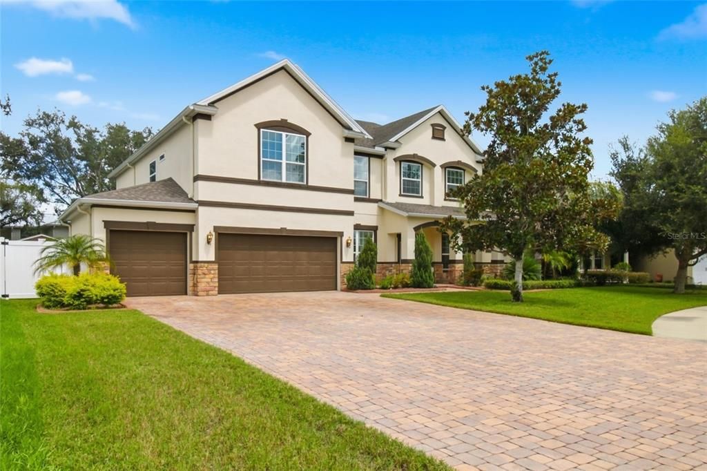 На продажу: $1,125,000 (6 спален, 5 ванн, 4918 Квадратных фут)