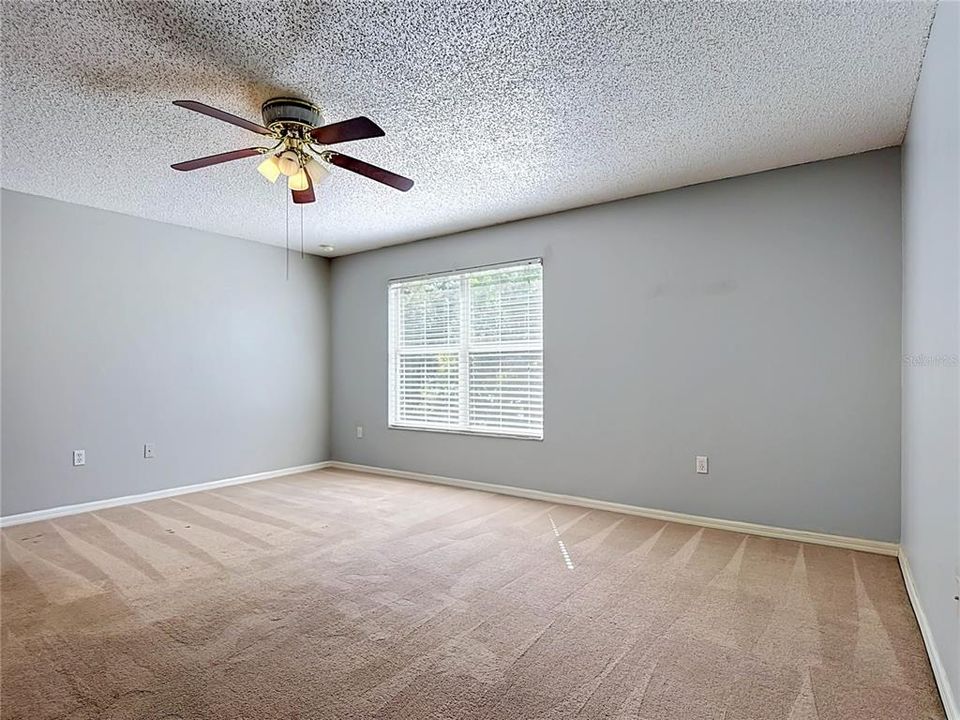 For Sale: $335,000 (4 beds, 2 baths, 2847 Square Feet)