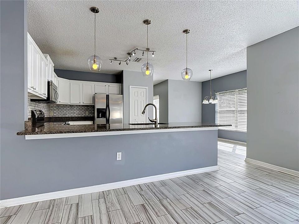 For Sale: $335,000 (4 beds, 2 baths, 2847 Square Feet)