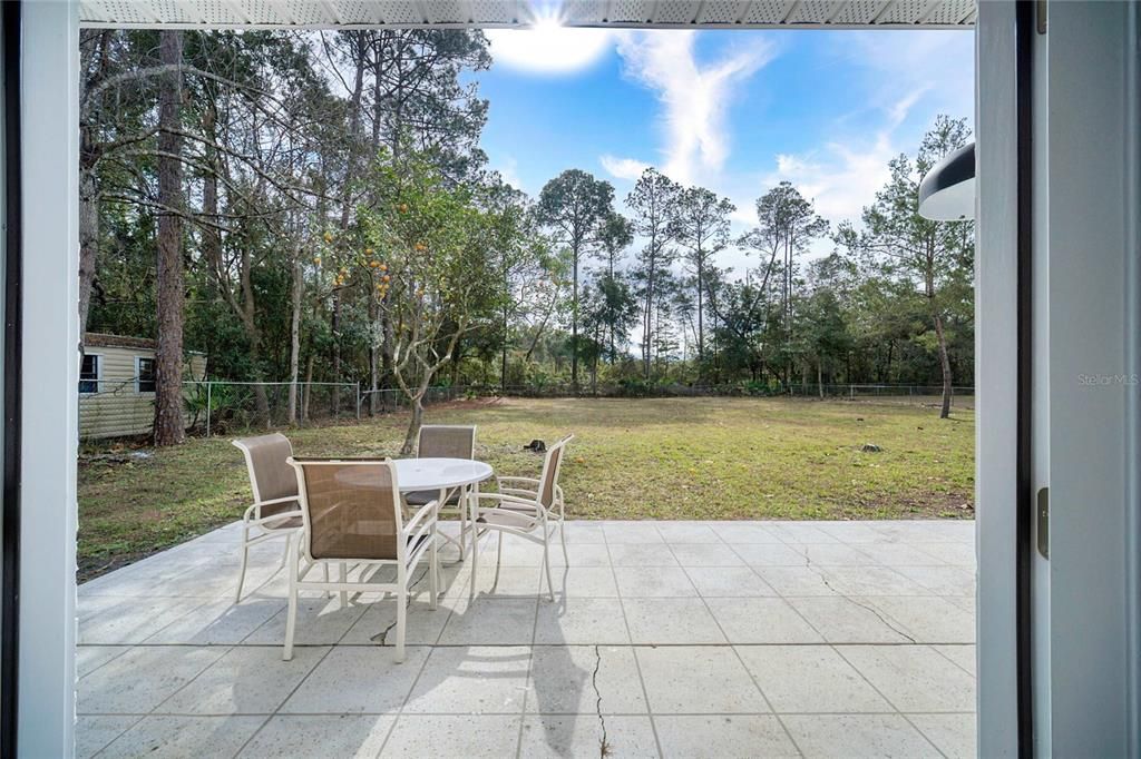 En Venta: $575,000 (5 camas, 3 baños, 1872 Pies cuadrados)