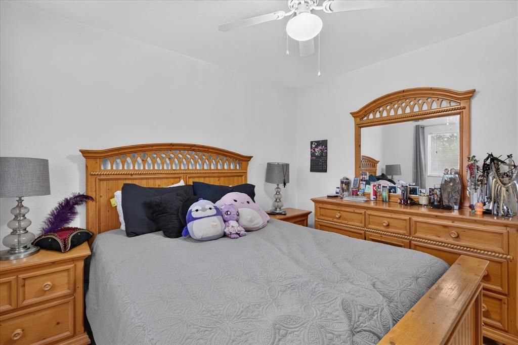 En Venta: $348,000 (3 camas, 2 baños, 1475 Pies cuadrados)